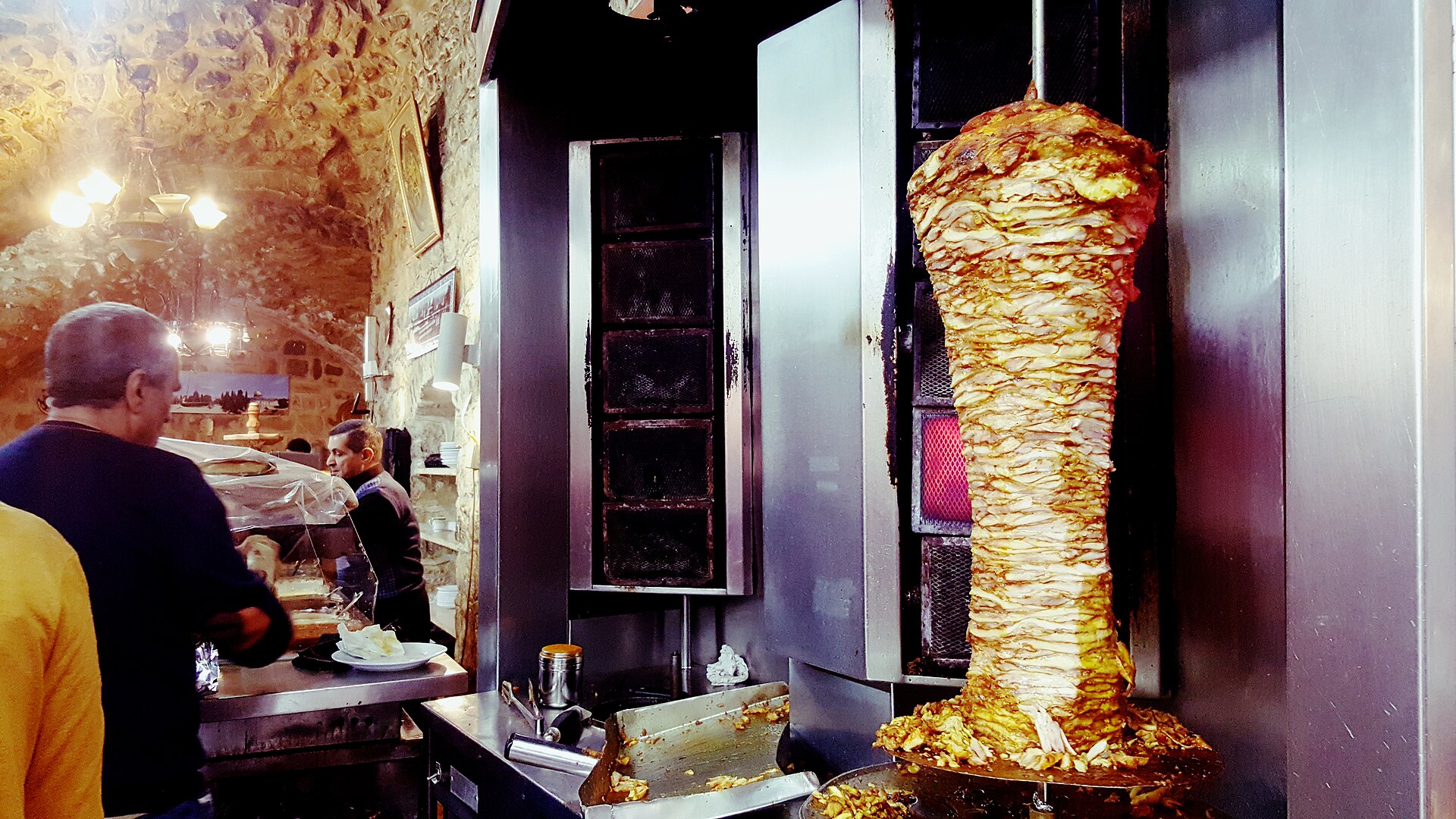 The spit and the steel — this is the heat the wraps actually come off.